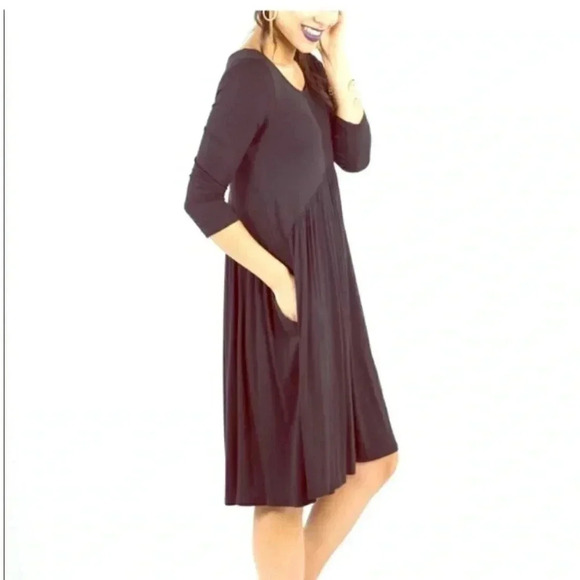 Agnes and Dora Black Pullover Modest Dress Everyday Dress with Side Pockets - Picture 2 of 5